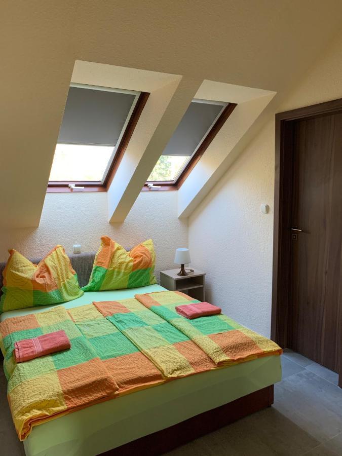 Balaton Kinizsi Apartman Siófok Buitenkant foto