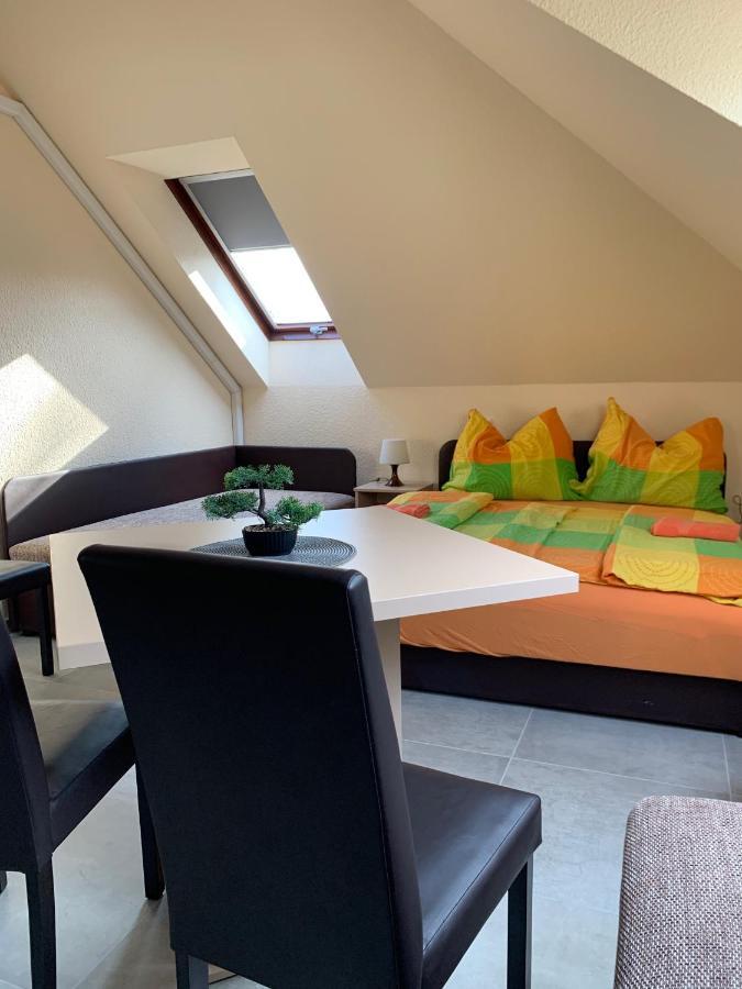 Balaton Kinizsi Apartman Bed and Breakfast Siófok Buitenkant foto