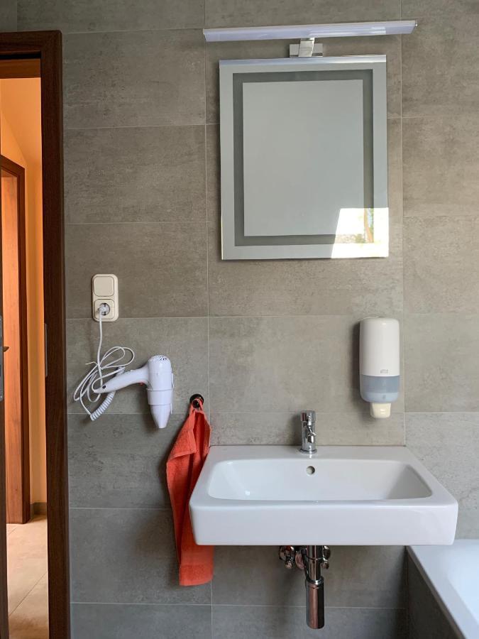 Balaton Kinizsi Apartman Siófok Buitenkant foto