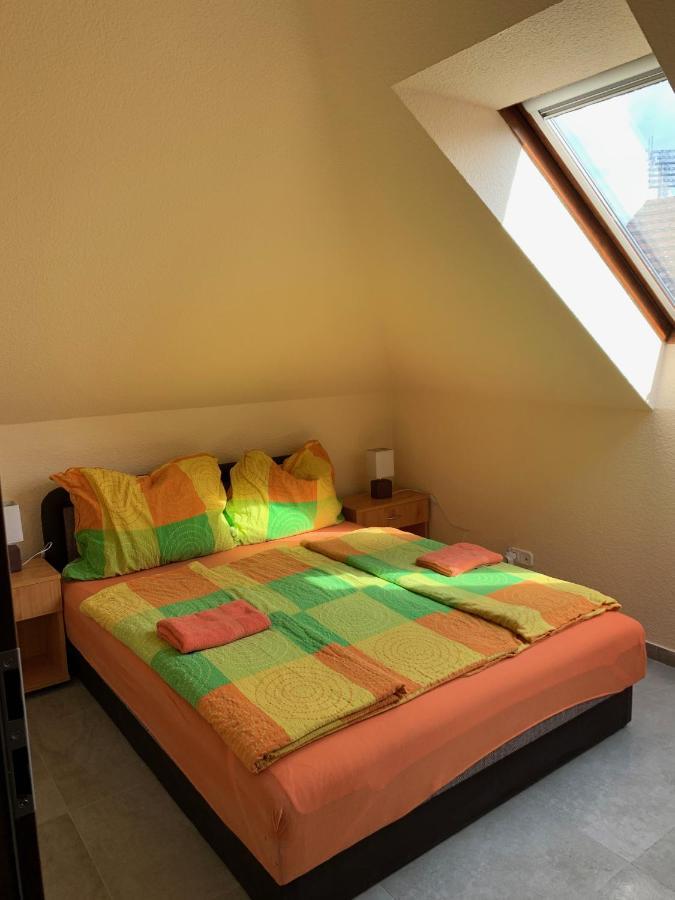 Balaton Kinizsi Apartman Siófok Buitenkant foto