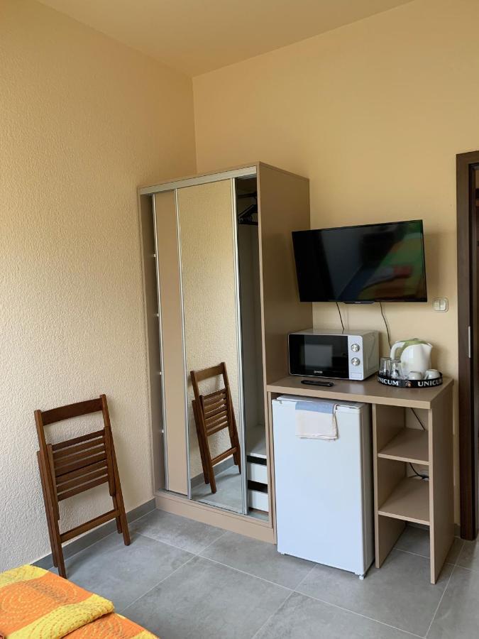 Balaton Kinizsi Apartman Siófok Buitenkant foto