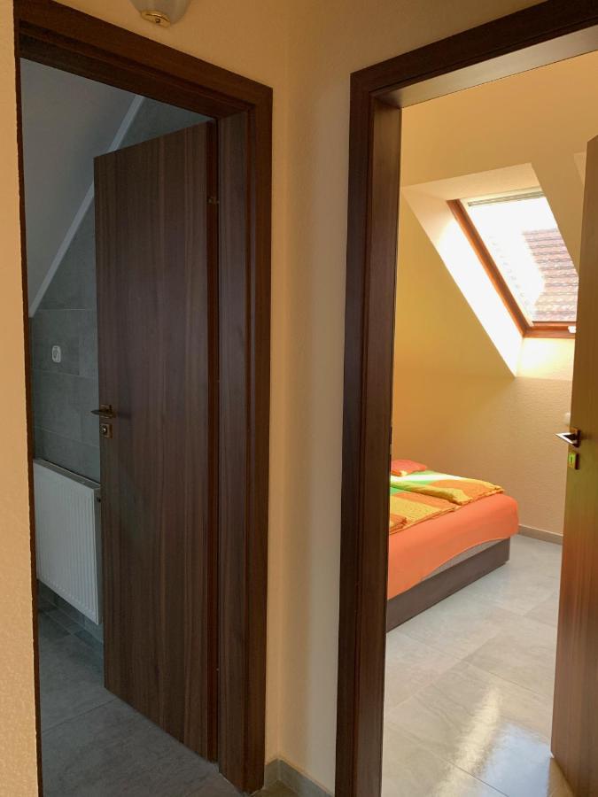 Balaton Kinizsi Apartman Siófok Buitenkant foto