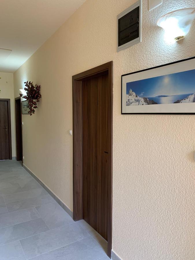 Balaton Kinizsi Apartman Siófok Buitenkant foto