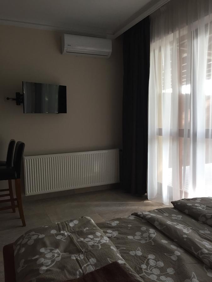 Balaton Kinizsi Apartman Siófok Buitenkant foto