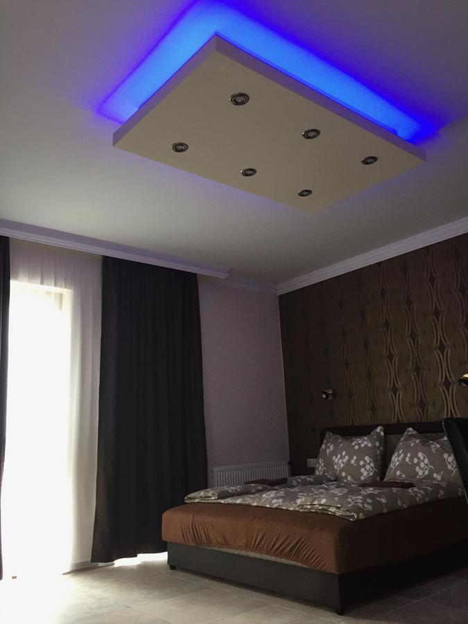 Balaton Kinizsi Apartman Siófok Buitenkant foto