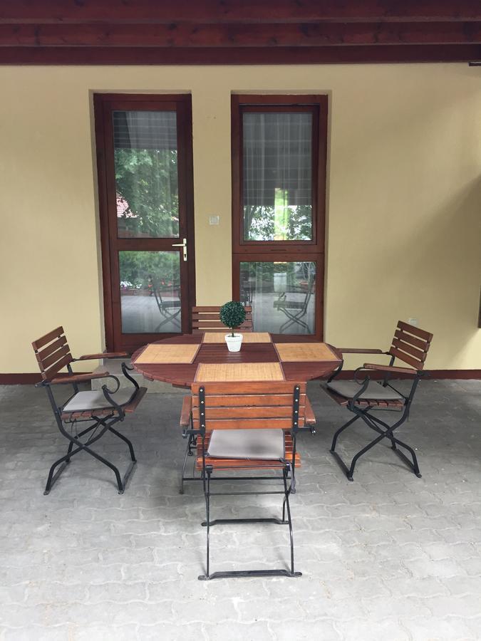 Balaton Kinizsi Apartman Siófok Buitenkant foto